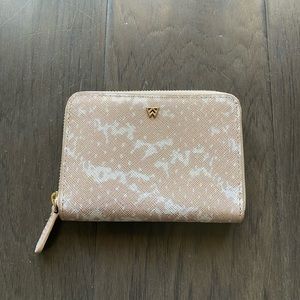 Kelly Wynne Wallet